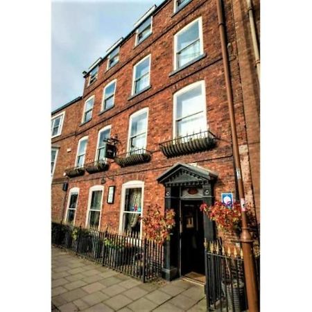 Oyo The Townhouse Durham Exterior foto